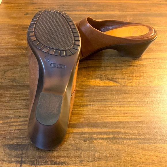 Nurture Brown Slip-on Mules Size 9 - Picture 6 of 7